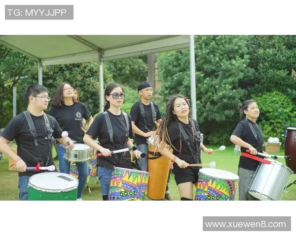 武汉街舞队的团队协作与默契共舞探索之旅 武汉街舞队的团队协作与默契共舞探索之旅